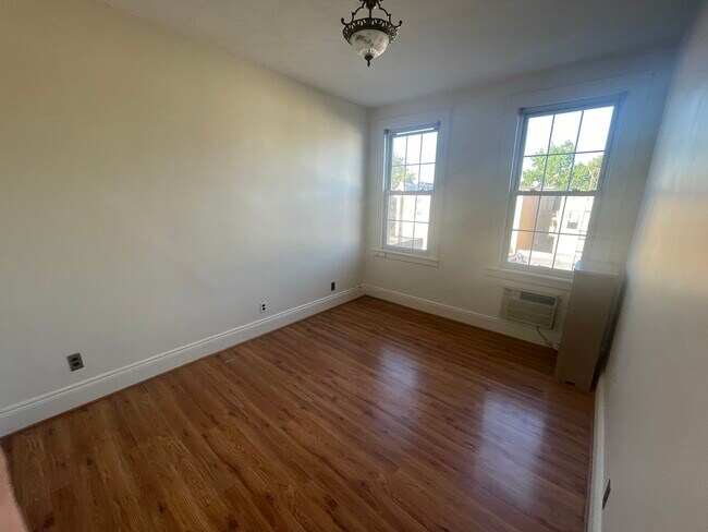 Foto del edificio - 5959 60th Ln