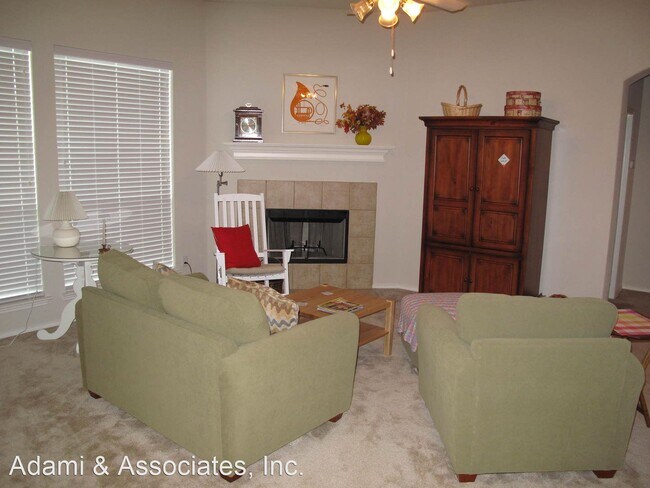 Foto del edificio - 3 br, 2 bath House - 238 Cedar Crest Drive