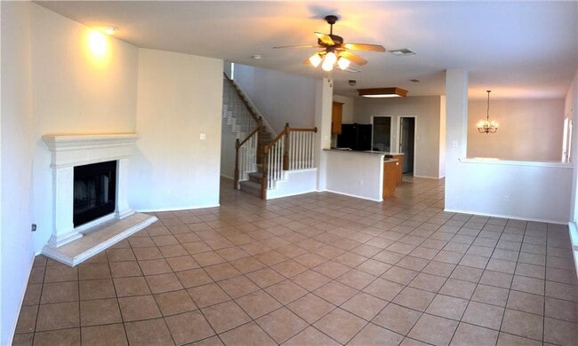 Building Photo - 10933 Casitas Dr