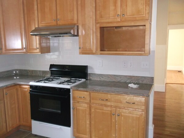 Foto del edificio - 1577 Washington St