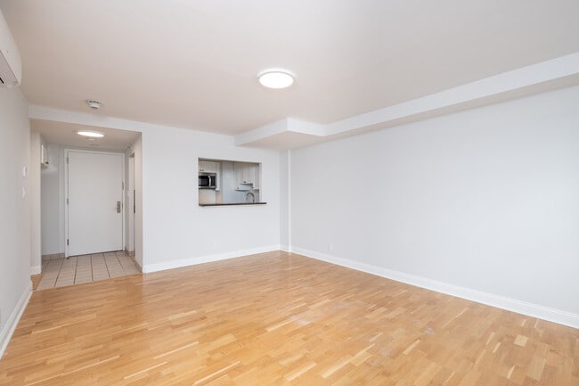 Foto del edificio - 1410 Columbia Rd