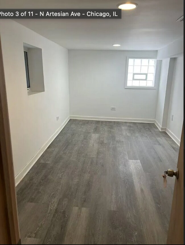 Foto del edificio - 1721 N Artesian Ave