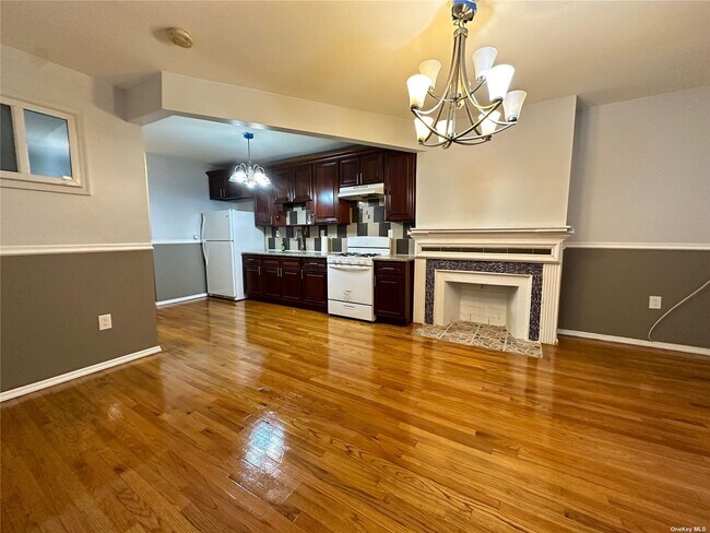 Foto del edificio - 88-32 146th St