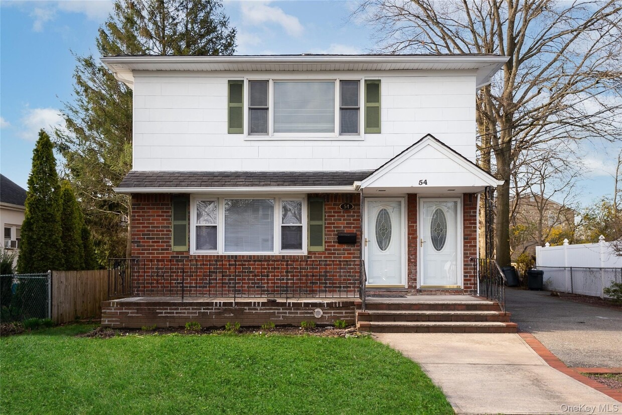 Primary Photo - 54 5th Ave
