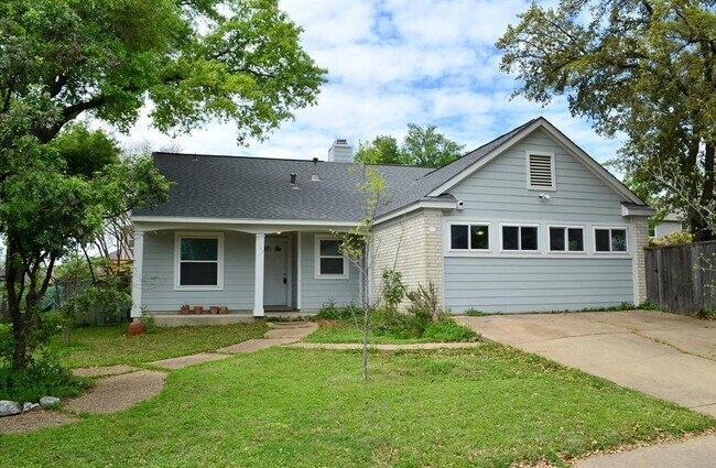 Building Photo - 9102 Palace Pkwy
