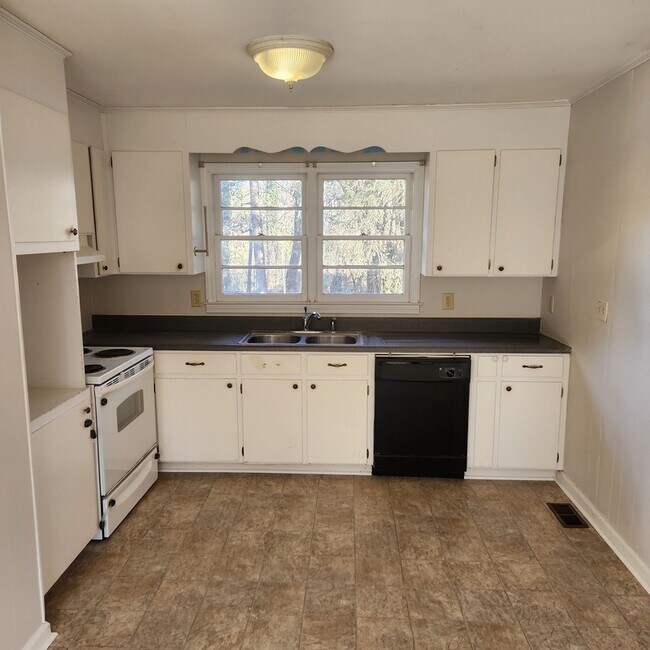 Foto del edificio - 60 Stallings Rd