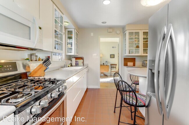 Building Photo - 3 br, 3 bath House - 2700 N. Dinwiddie St.