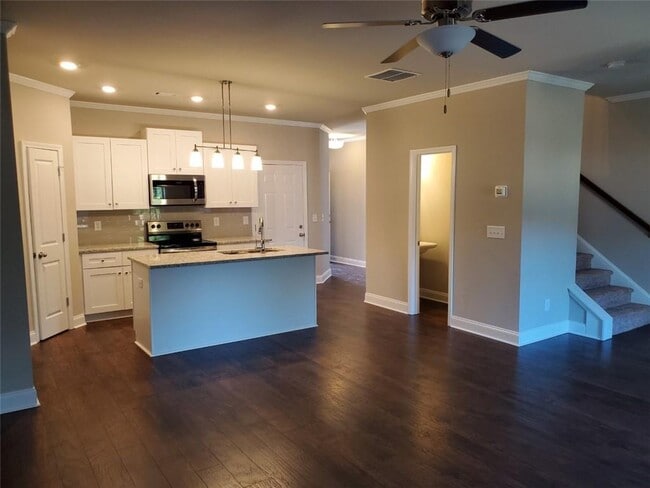 Building Photo - 4151 Fulson Dr