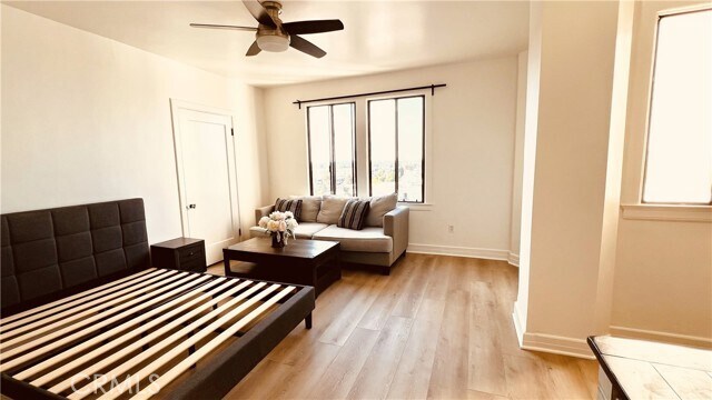 Foto del edificio - 315 W 3rd St