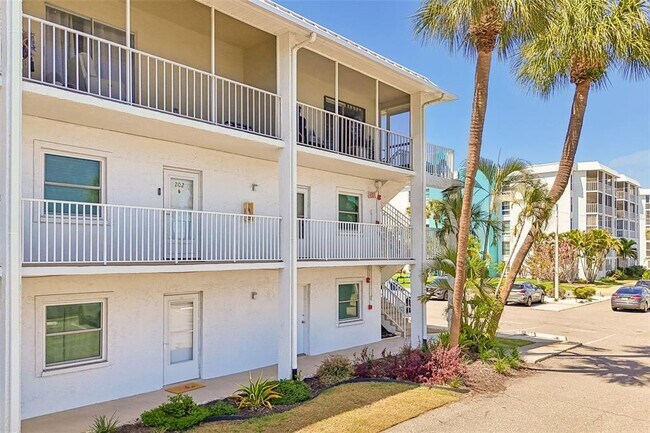 Foto del edificio - 4920 38th Way S