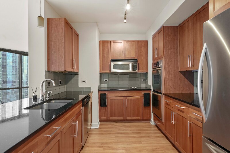 Foto principal - 1240 S Michigan Ave