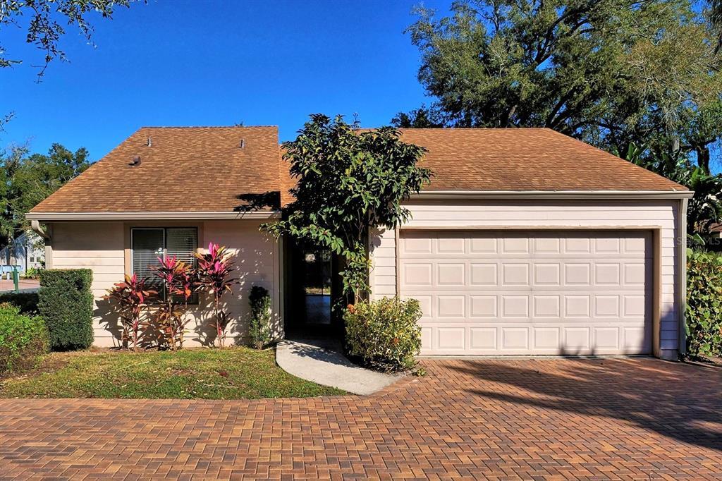 Foto principal - 1148 Park Green Pl