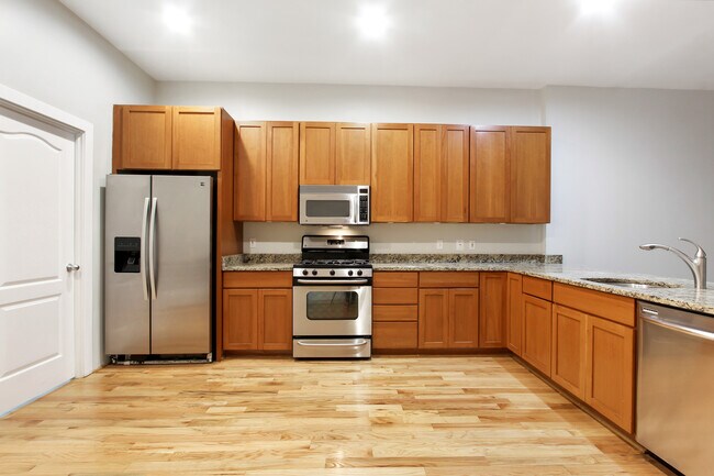 Foto del edificio - 836 Park Ave