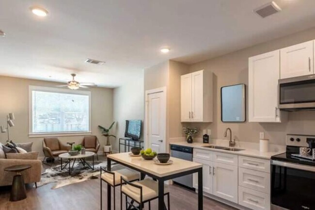 Foto del edificio - 2 bedroom in Houston TX 77080