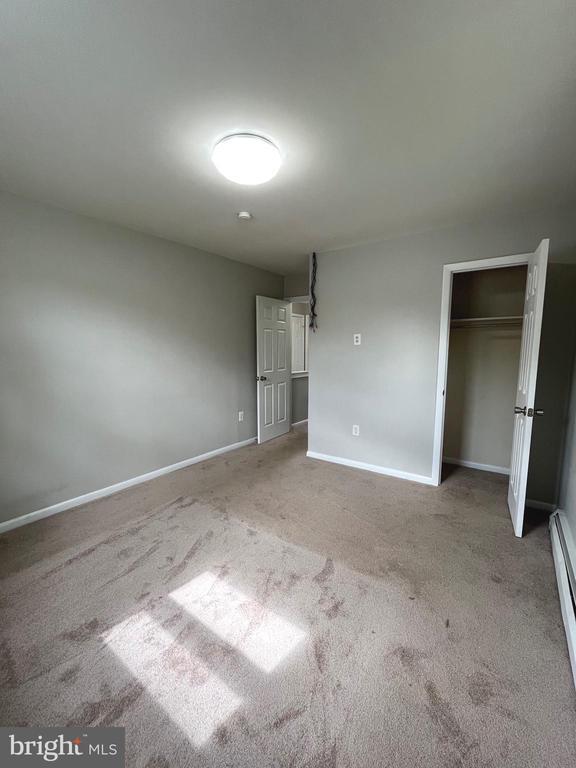 Building Photo - 13225 Hawthorn Ln