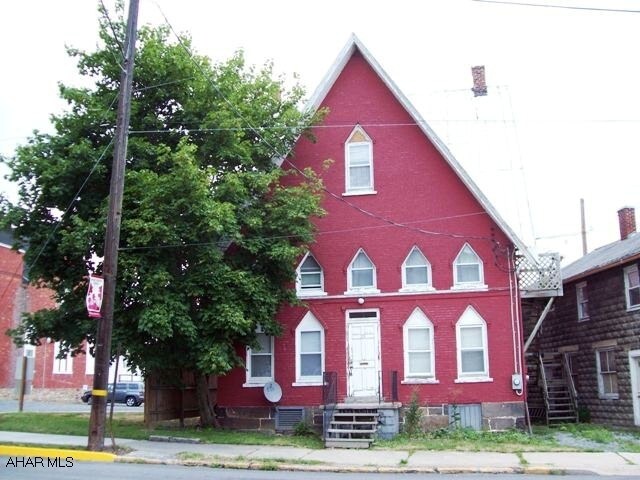 Primary Photo - 21-23 Spring St