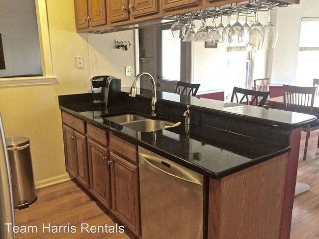 Building Photo - 3 br, 2 bath House - 273 Coachman Way