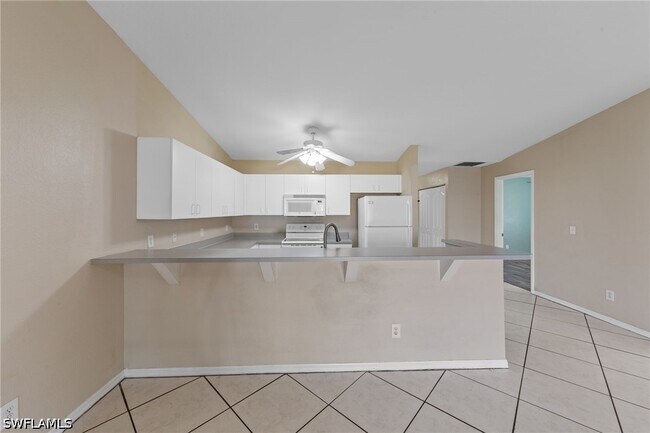 Foto del edificio - 845 SE 8th Terrace
