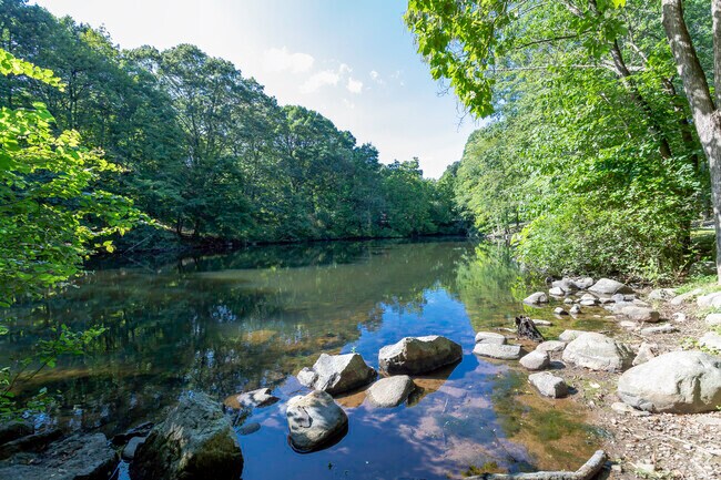Come and enjoy Sector Park in Pomona where you can fish, walk, hike or just relax.