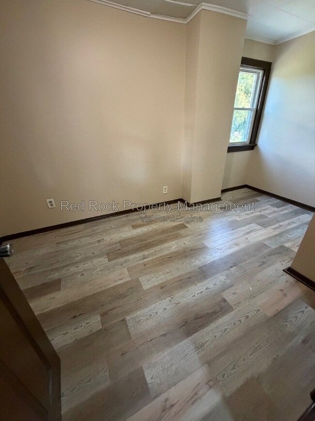 Foto del edificio - 1147 McKinley Ave