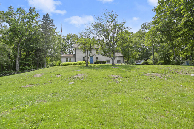 Building Photo - 212 Weston Rd