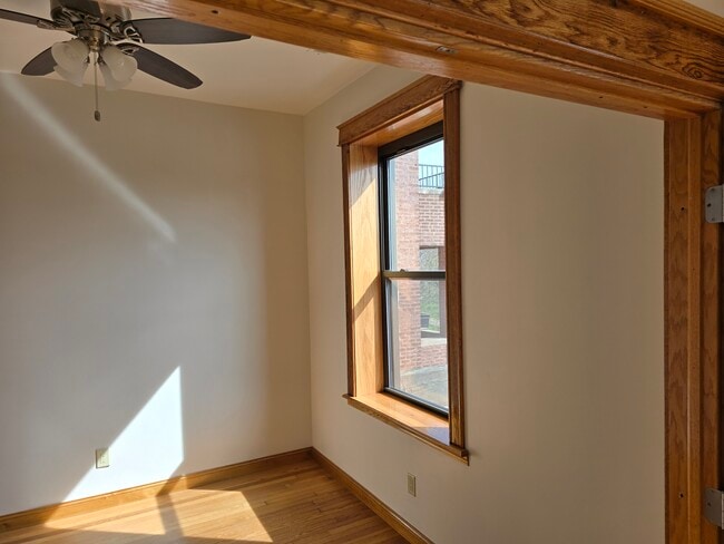 Front Bedroom/Office - 1204 N Kedzie Ave