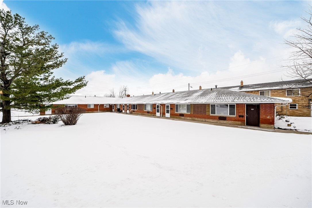 30050 Euclid Ave Wickliffe, OH 44092 – photo 3