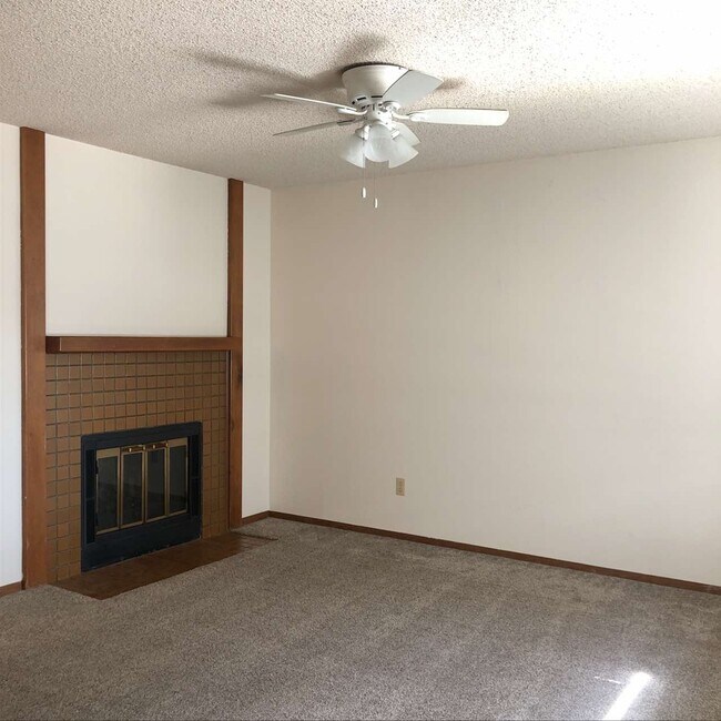 Building Photo - 710 City Park Ave