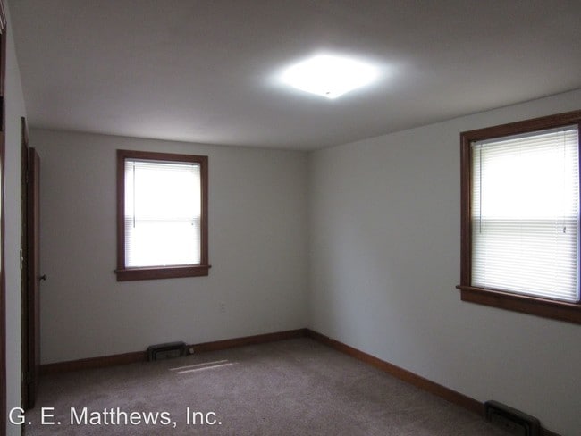 Building Photo - 416 Moorman Ave
