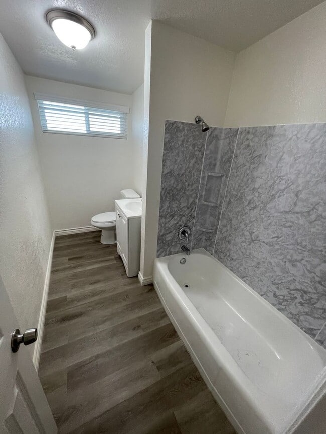Foto del edificio - 3 BEDROOM HESPERIA HOME