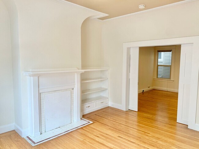 Building Photo - 1506-1510-1510 Leavenworth St