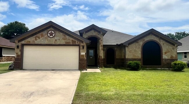 Building Photo - 9502 Taylor Renee Dr
