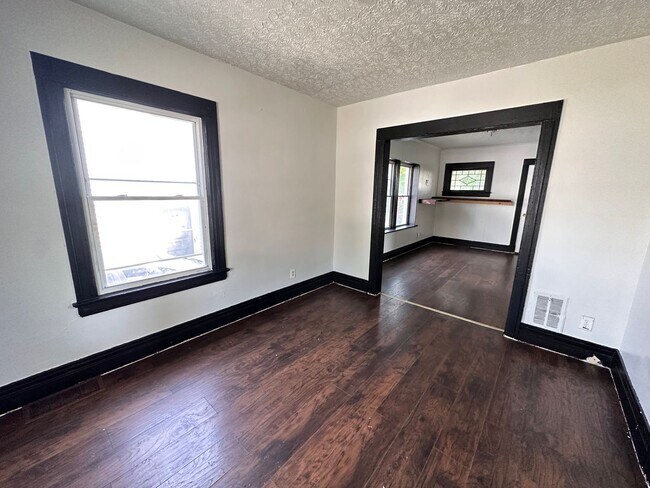 Foto del edificio - 4 bedroom, House