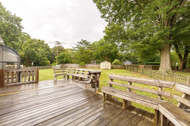 Foto del edificio - Spacious home located in a great neighborhood!