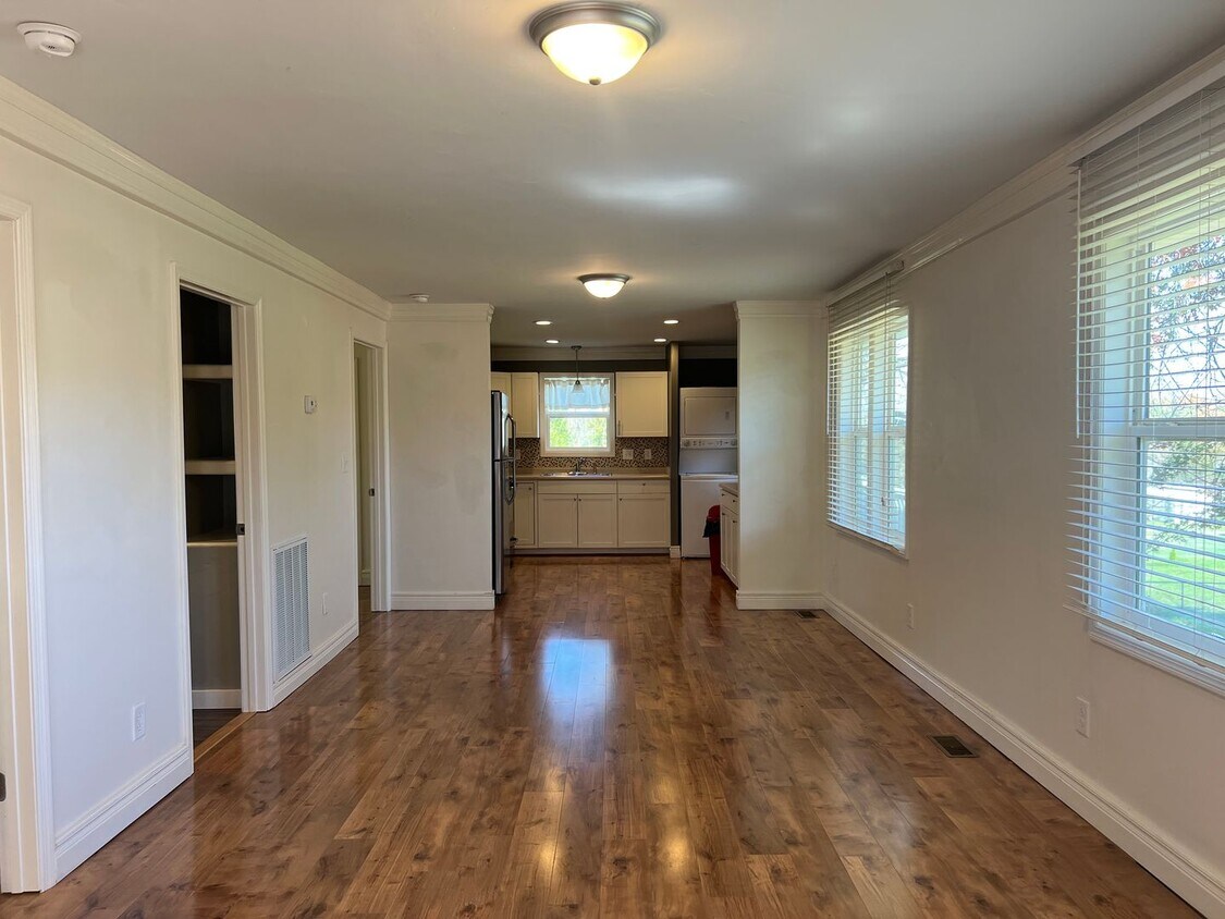Primary Photo - 2 bed 2 bathroom near VA and JCMC!