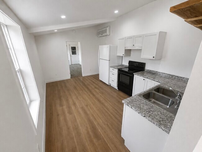 Foto del edificio - 1277 Saddle Ridge Rd