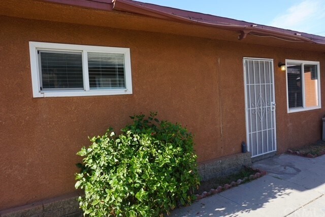 Foto del edificio - 1314 N Holly Ave