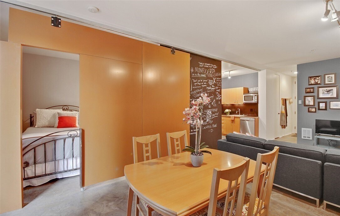 Foto principal - 1111 E Pike St
