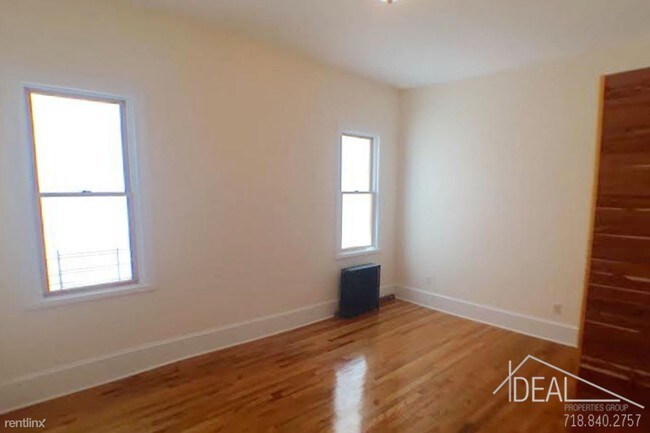 Foto del edificio - 329 22nd St