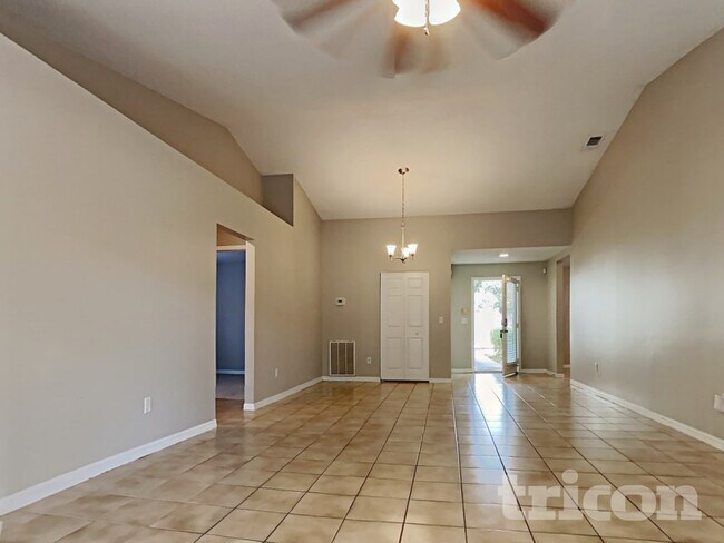 Building Photo - 4708 Kilkenny Dr