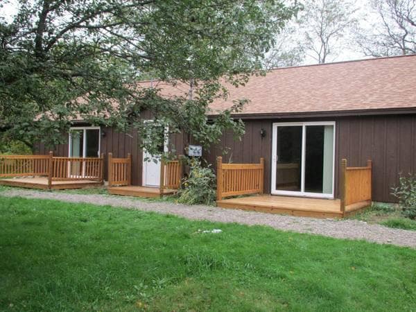 Primary Photo - 32 Overlock Rd