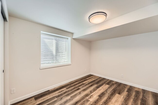 Foto del edificio - 4828 Delaware Ave