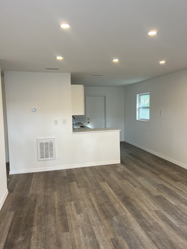 Primary Photo - 4011 N 38th St