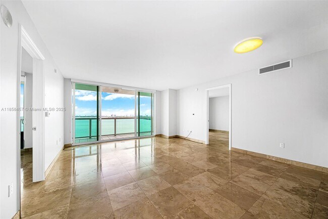 Foto del edificio - 1800 N Bayshore Dr