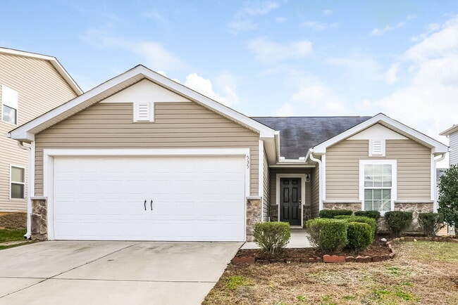 Building Photo - 535 Kerriann Ln