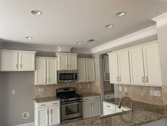 Building Photo - 9100 Krestridge View Drive