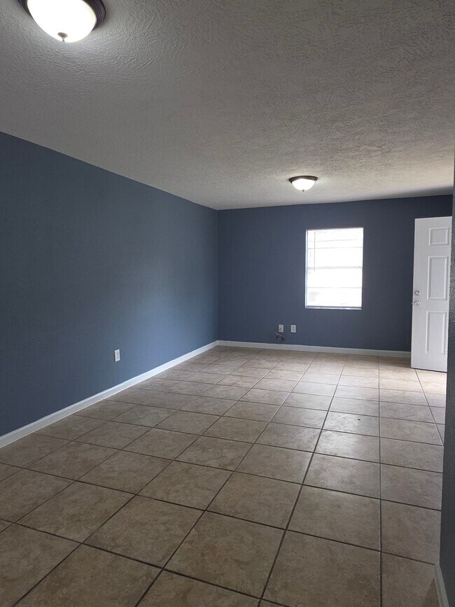 Foto del edificio - 6515 Linden St