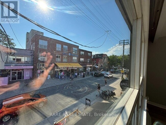 Building Photo - 265 Augusta Ave