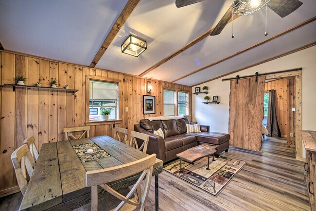 Foto del edificio - 783 Woodstock Rd