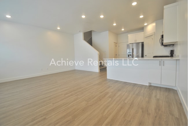 Building Photo - 1219 W 1870 S